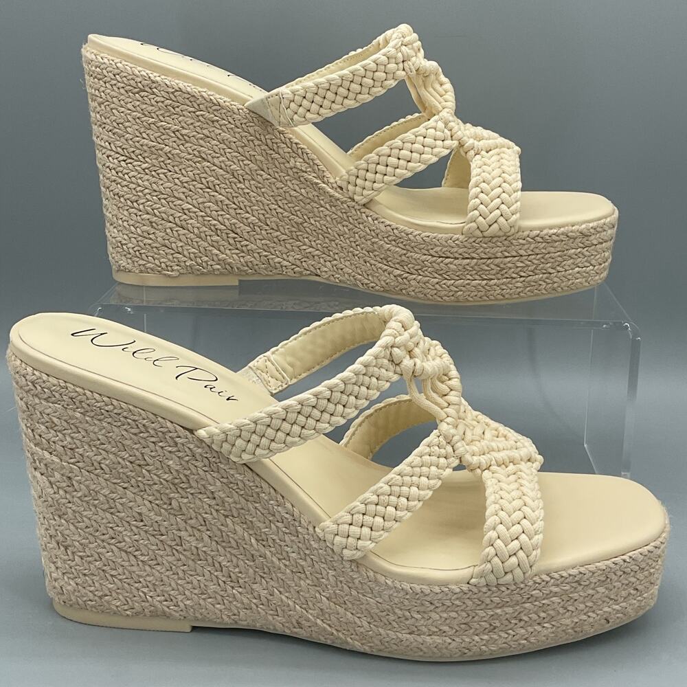 NEW Wild Pair Women’s Cally Wedge Sandals Crème Size 9M